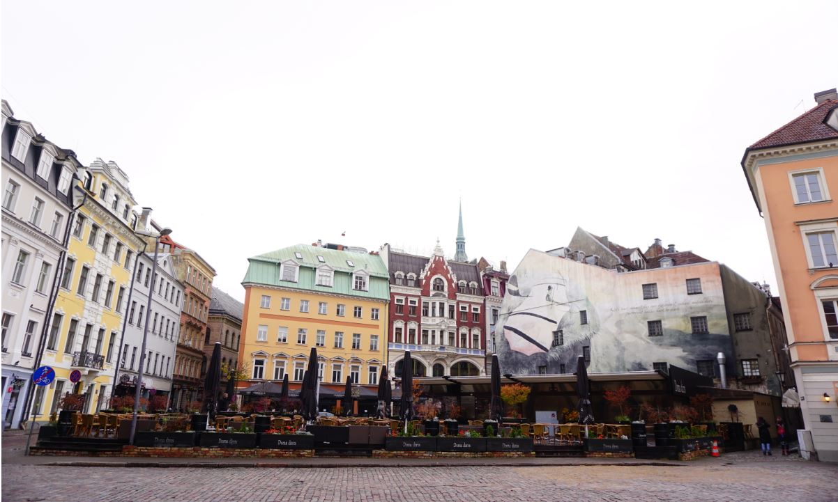Dome Square, which is usually the meeting place or the first place to visit when in Riga